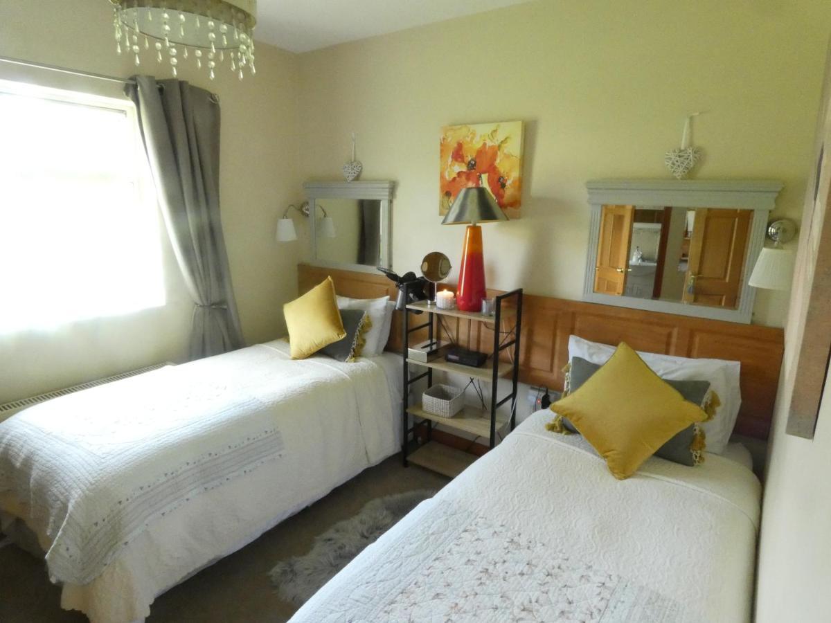 Bunratty Castle Mews B&B Екстериор снимка