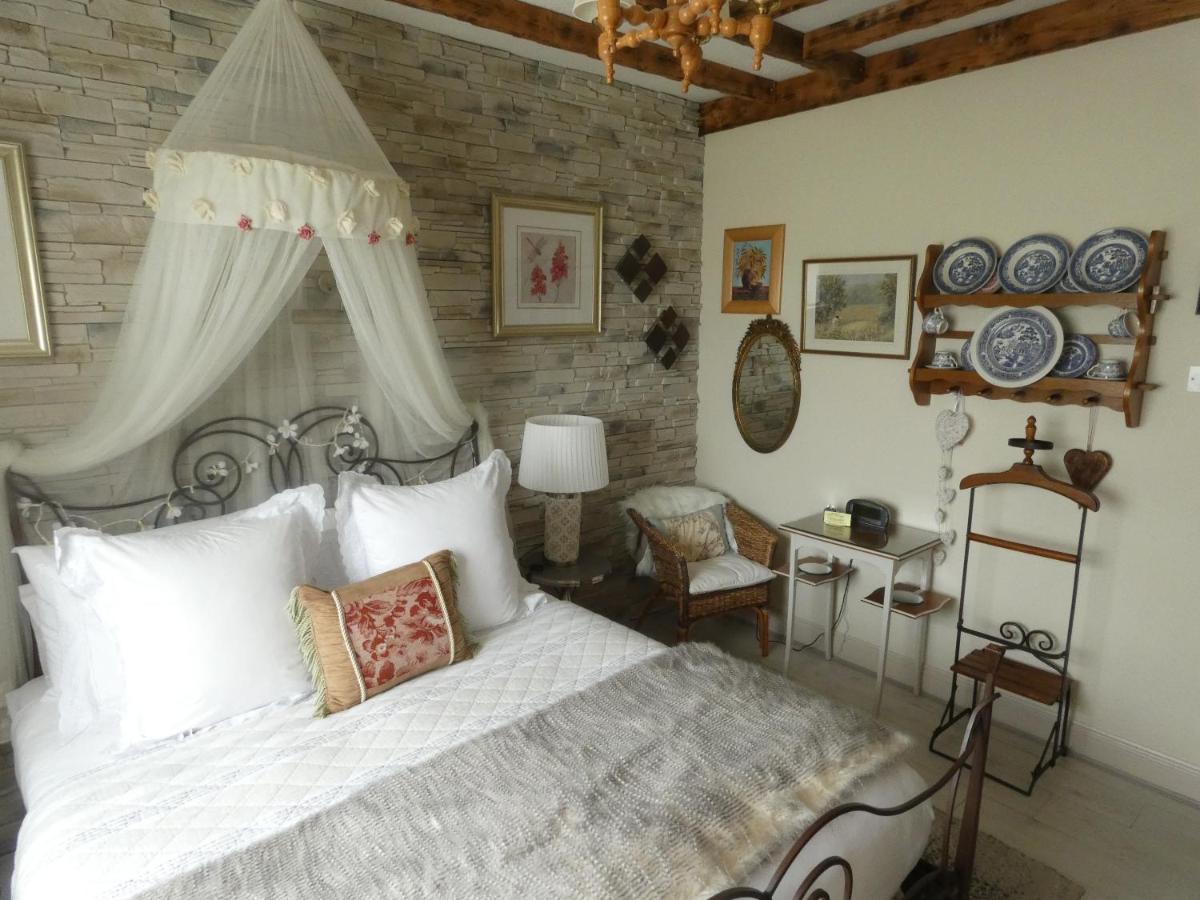 Bunratty Castle Mews B&B Екстериор снимка